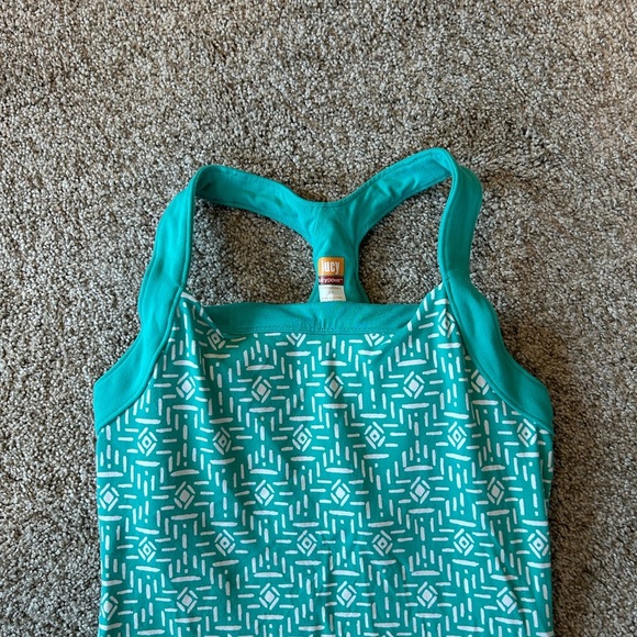 Lucy LucyPower workout tank. Padded shelf bra. Strappy back. Size small. EUC - Picture 2 of 11